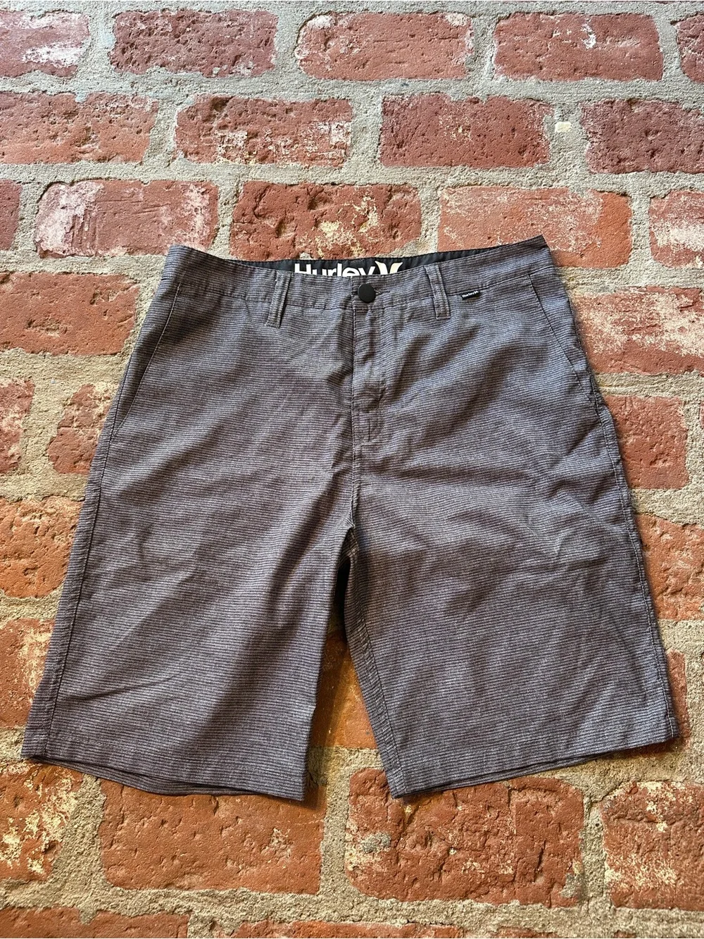 Hurley Men's Gray Houndstooth Casual Summer Golf Shorts size 30